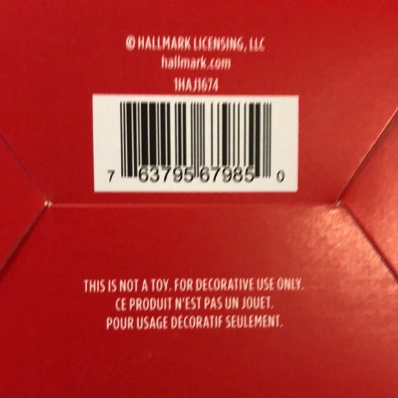 New in box 2020 hallmark ornament! - Picture 2 of 3